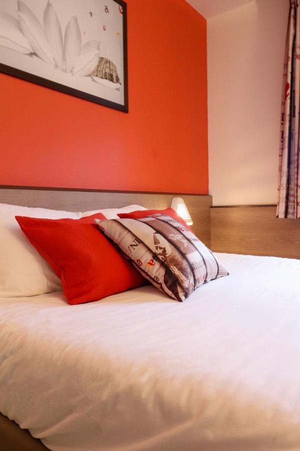 Ace Hotel Travel Athee Sur Cher Exterior foto